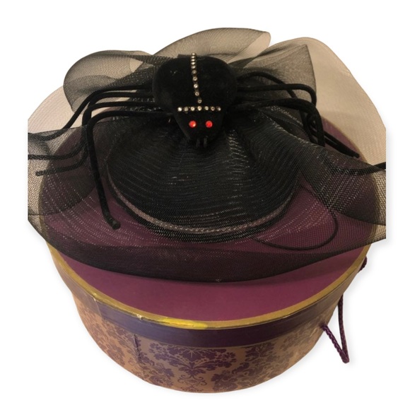 Department 56 Halloween Spider Fascinator Hat - Picture 1 of 6